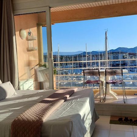 Boutique Apartment Hirondelle Port Фрежус Екстер'єр фото