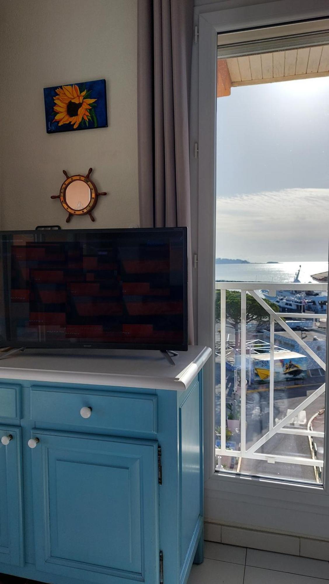 Boutique Apartment Hirondelle Port Фрежус Екстер'єр фото